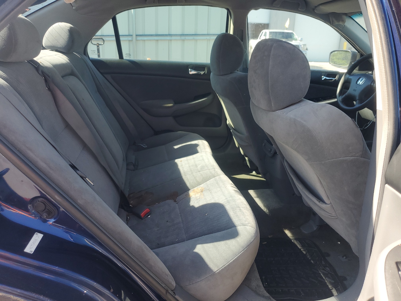 1HGCM56435A061337 2005 Honda Accord Lx