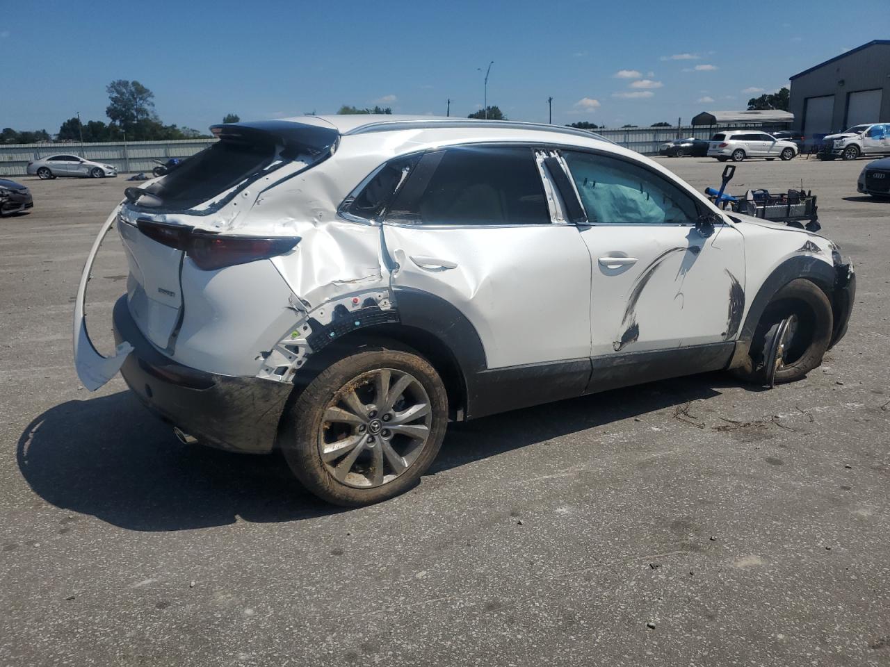 3MVDMBBM6PM584752 Mazda CX30 CX-30 SELE 3