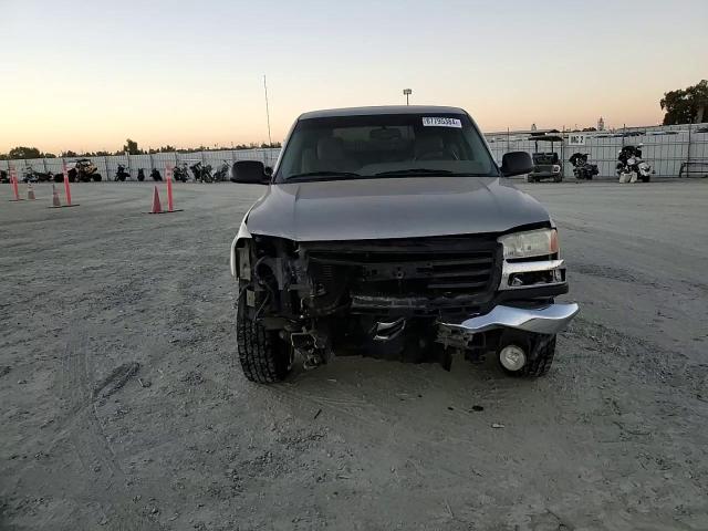 2003 GMC Sierra K2500 Heavy Duty VIN: 1GTHK291X3E129259 Lot: 67795384