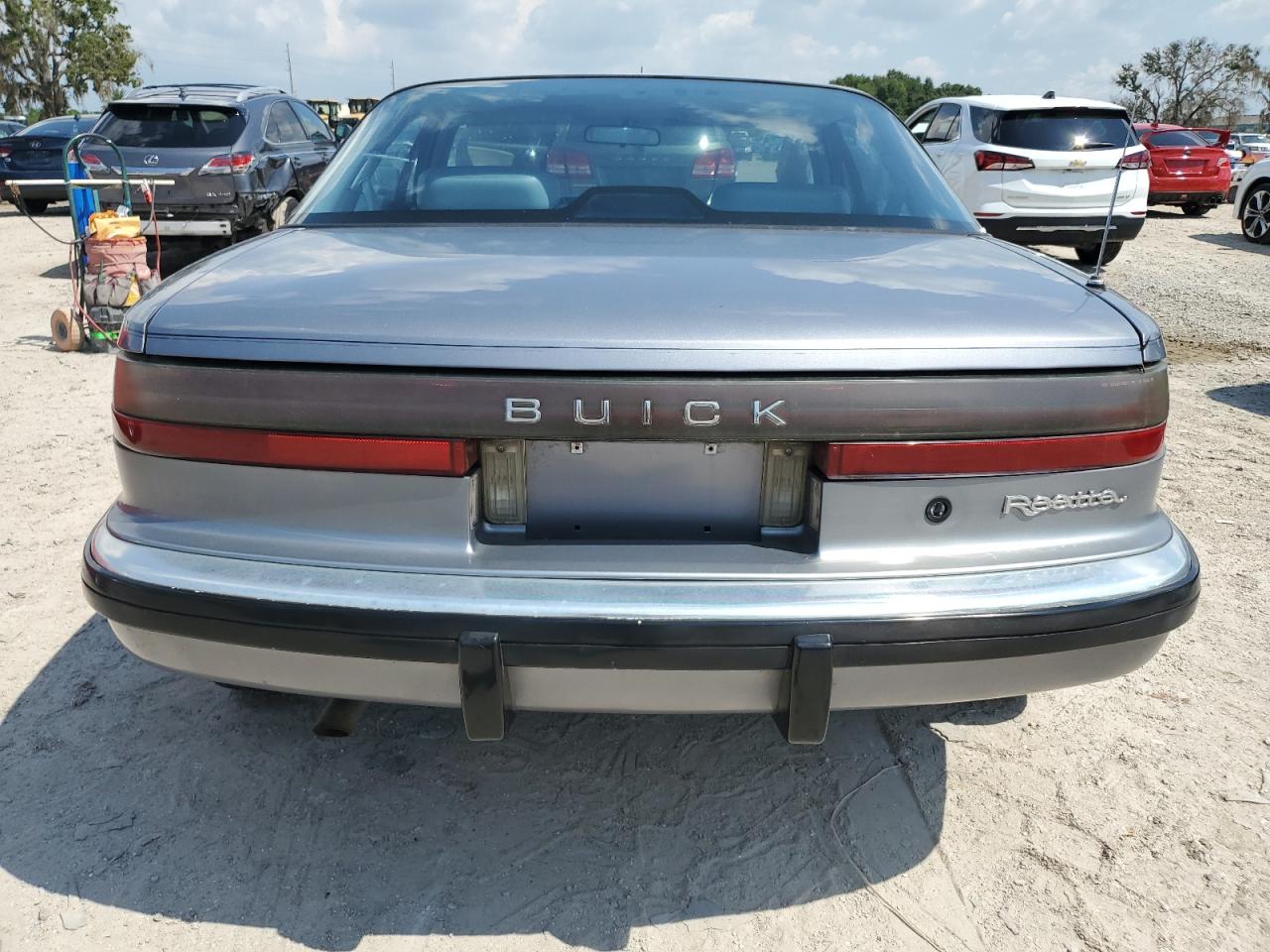 1G4EC13C3LB901988 1990 Buick Reatta