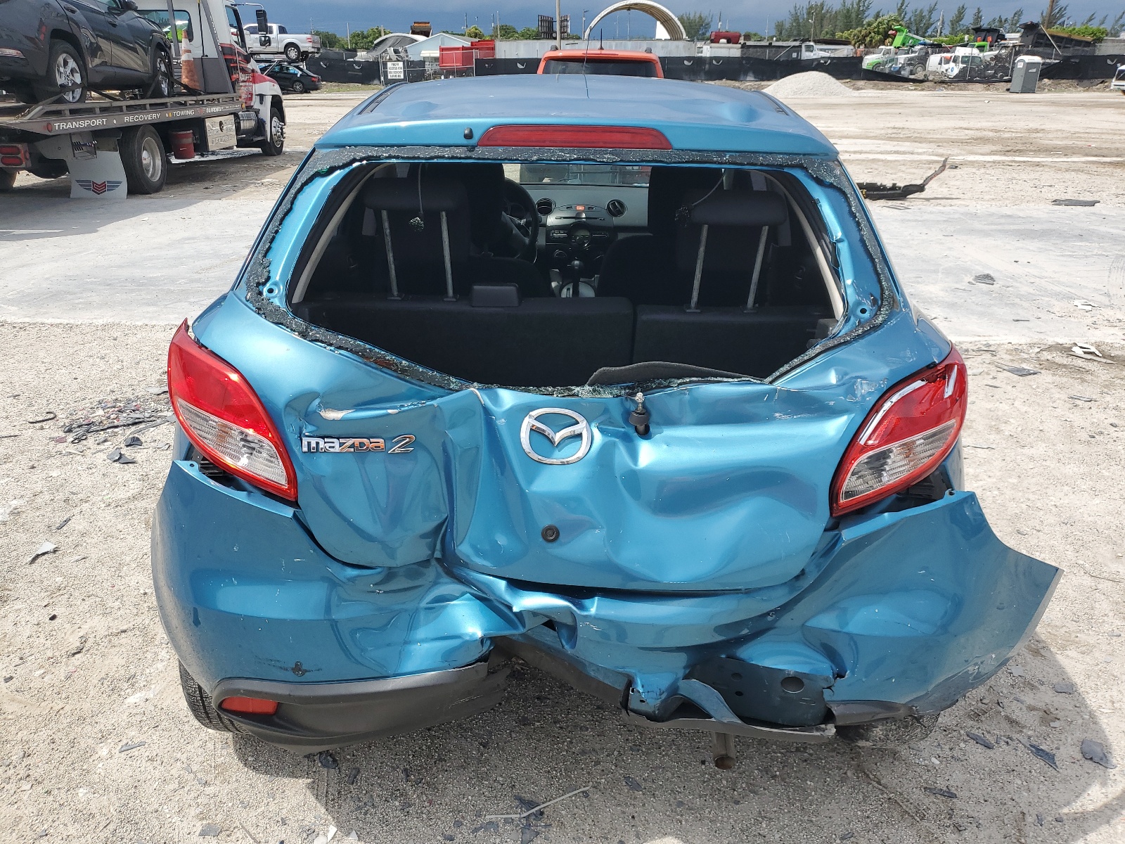 JM1DE1HY4B0110569 2011 Mazda Mazda2