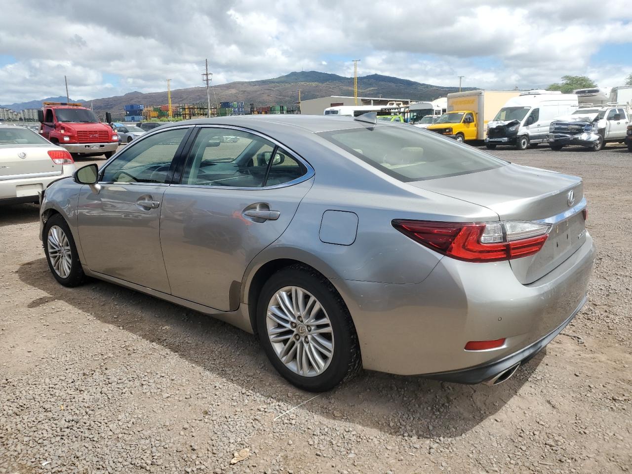 JTHBK1GG9G2225574 2016 LEXUS ES - Image 2