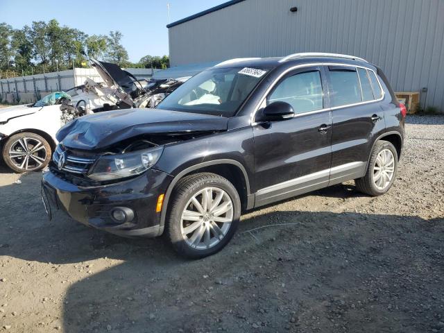  VOLKSWAGEN TIGUAN 2015 Чорний