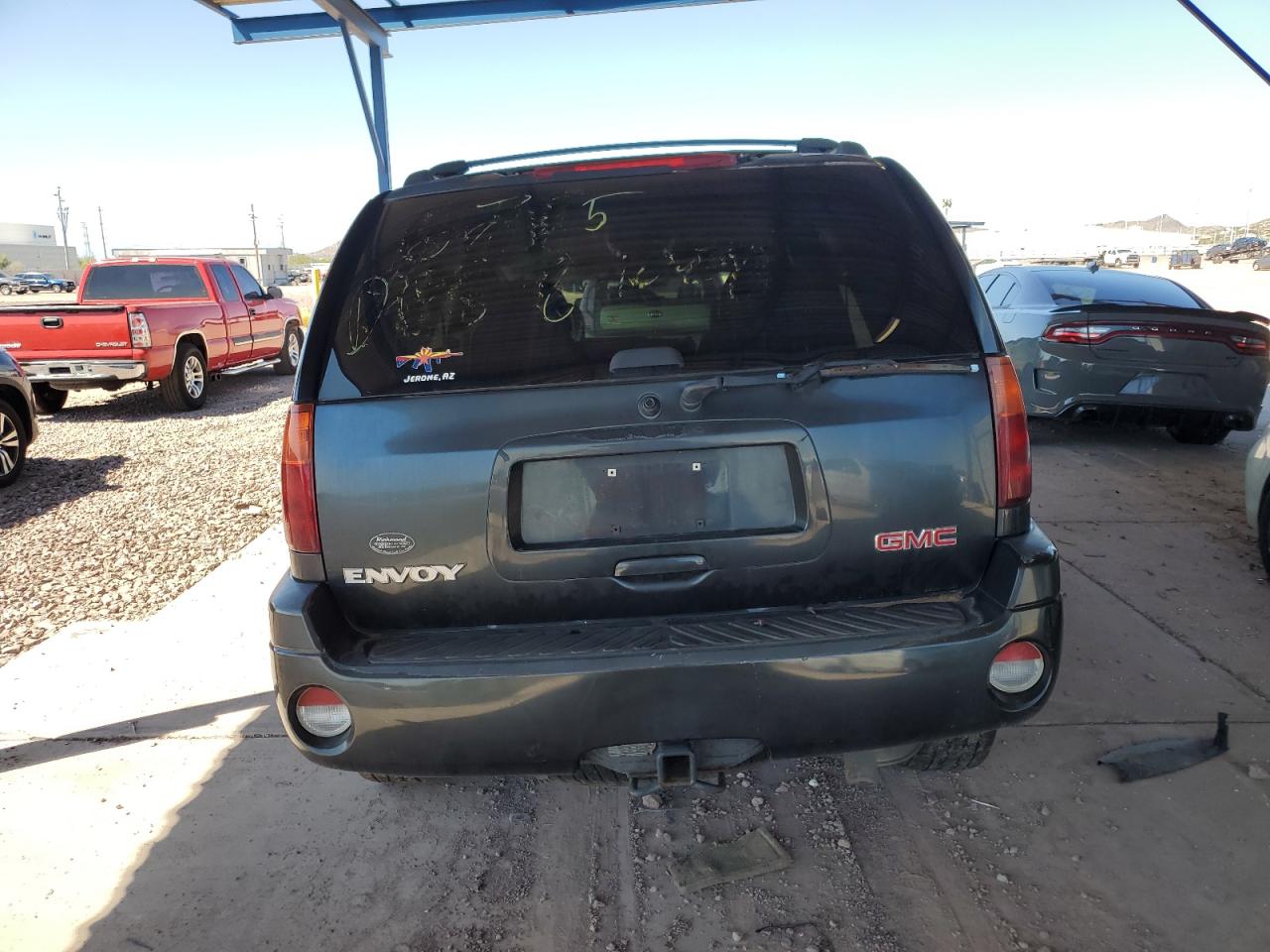 2005 GMC Envoy VIN: 1GKDT13S752111298 Lot: 67400024