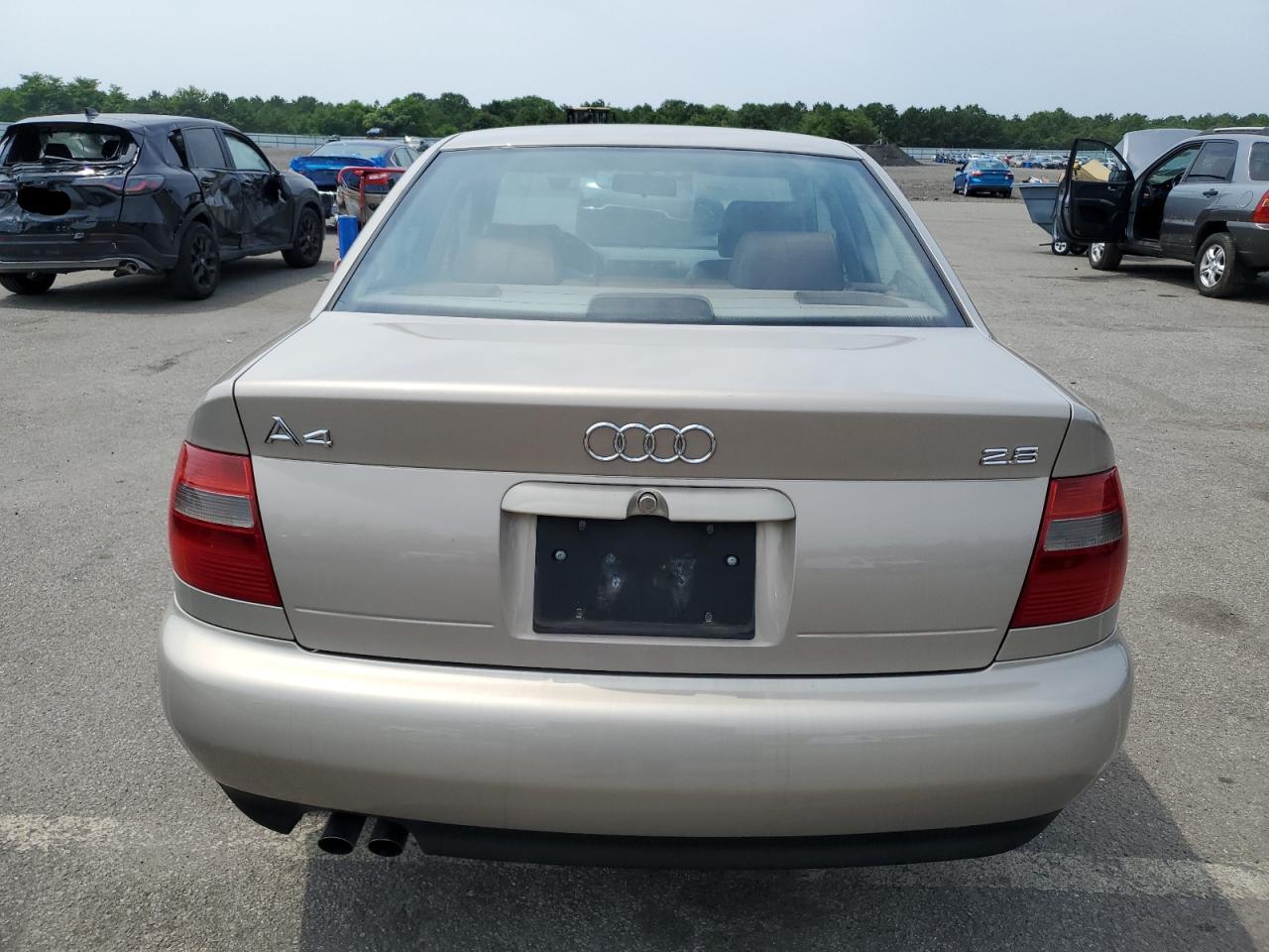 1998 Audi A4 2.8 VIN: WAUDD28D2WA184575 Lot: 65605754