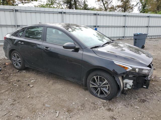 3KPF24AD6NE504032 Kia Forte FE 4