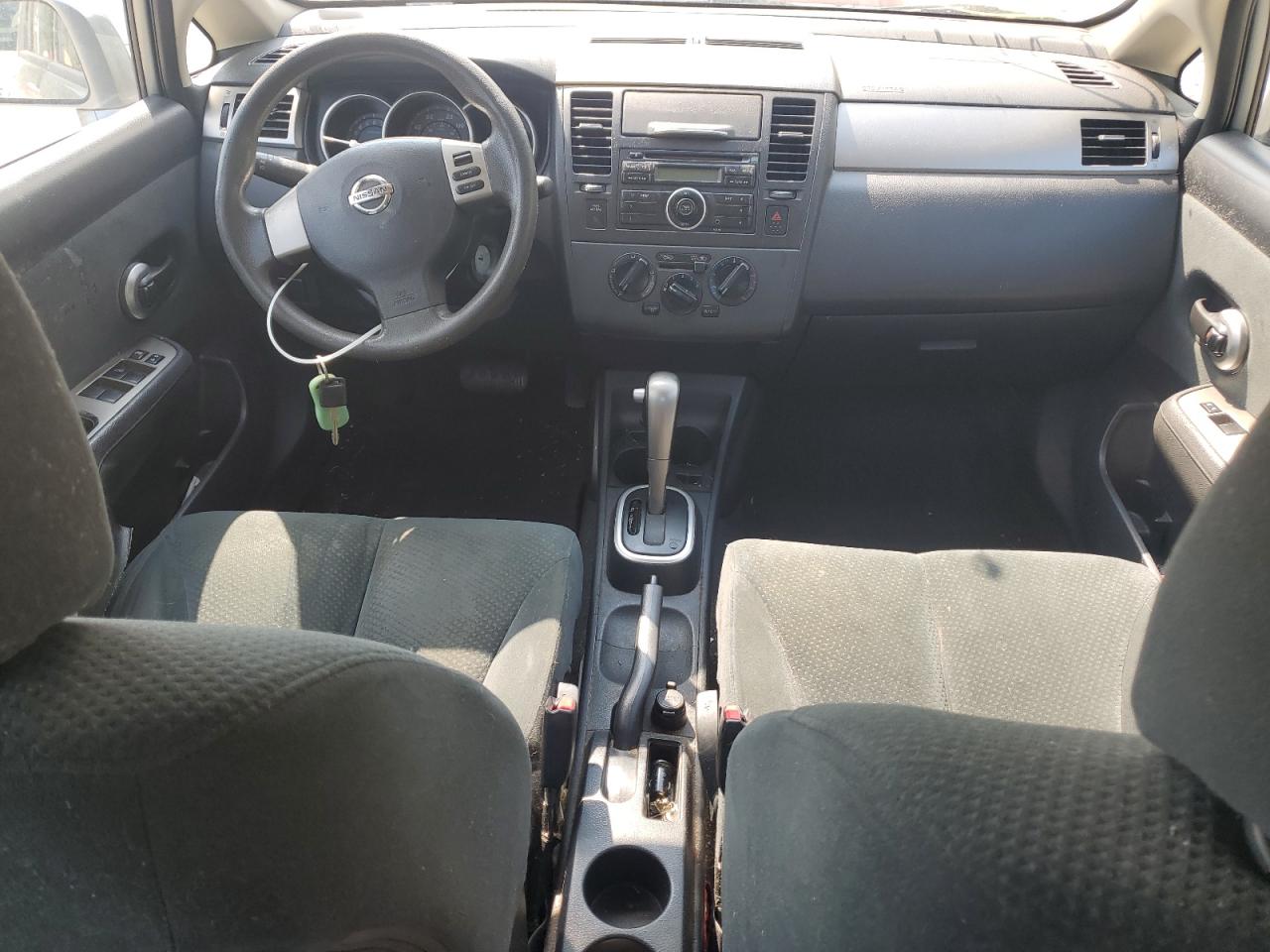 2010 Nissan Versa S VIN: 3N1BC1AP1AL355963 Lot: 66131684