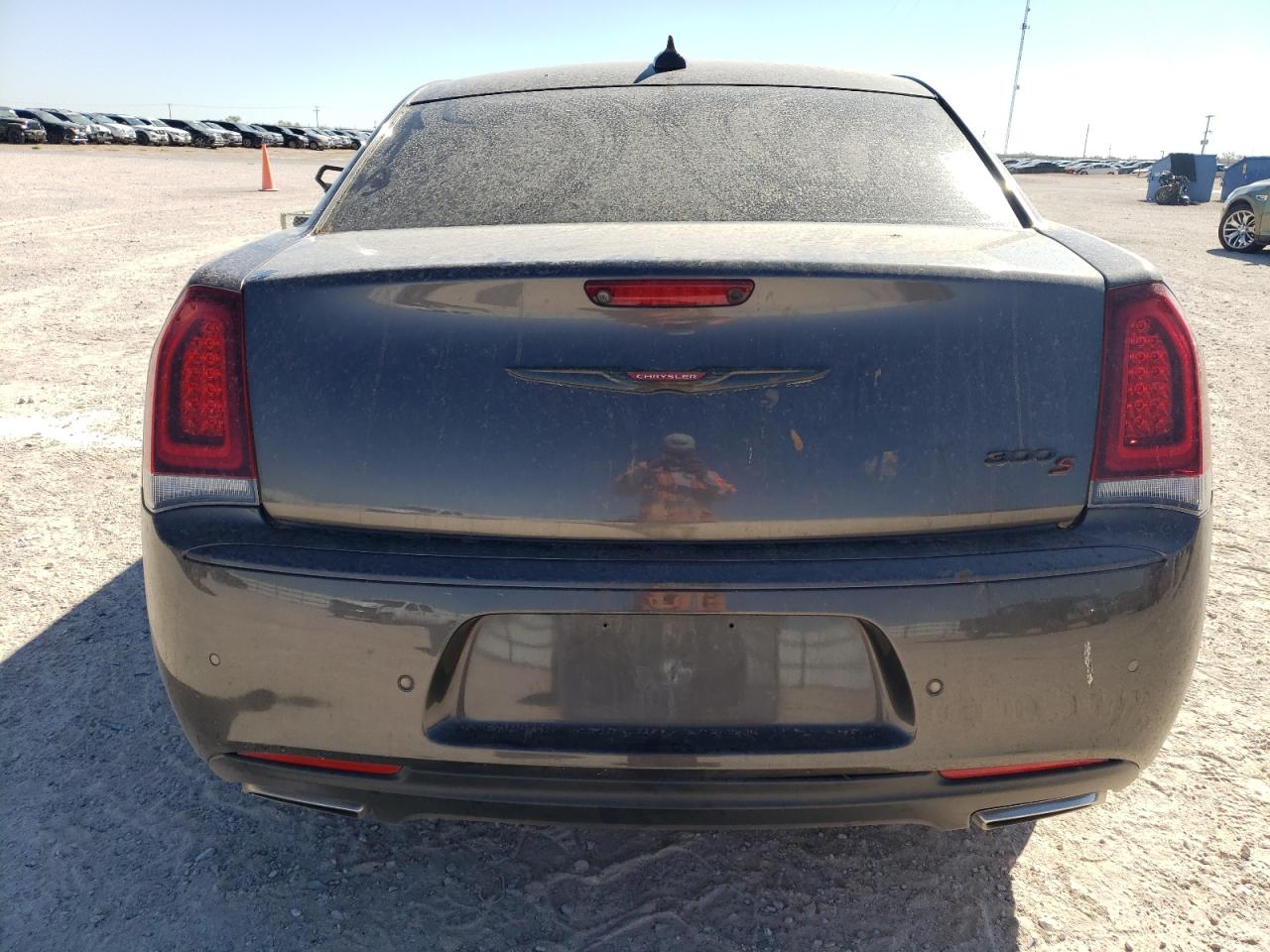 2021 Chrysler 300 S VIN: 2C3CCABG7MH585637 Lot: 67263674