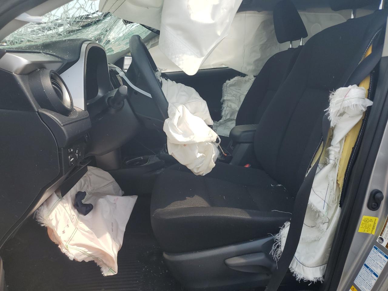 2018 Toyota RAV 4 - Image 7