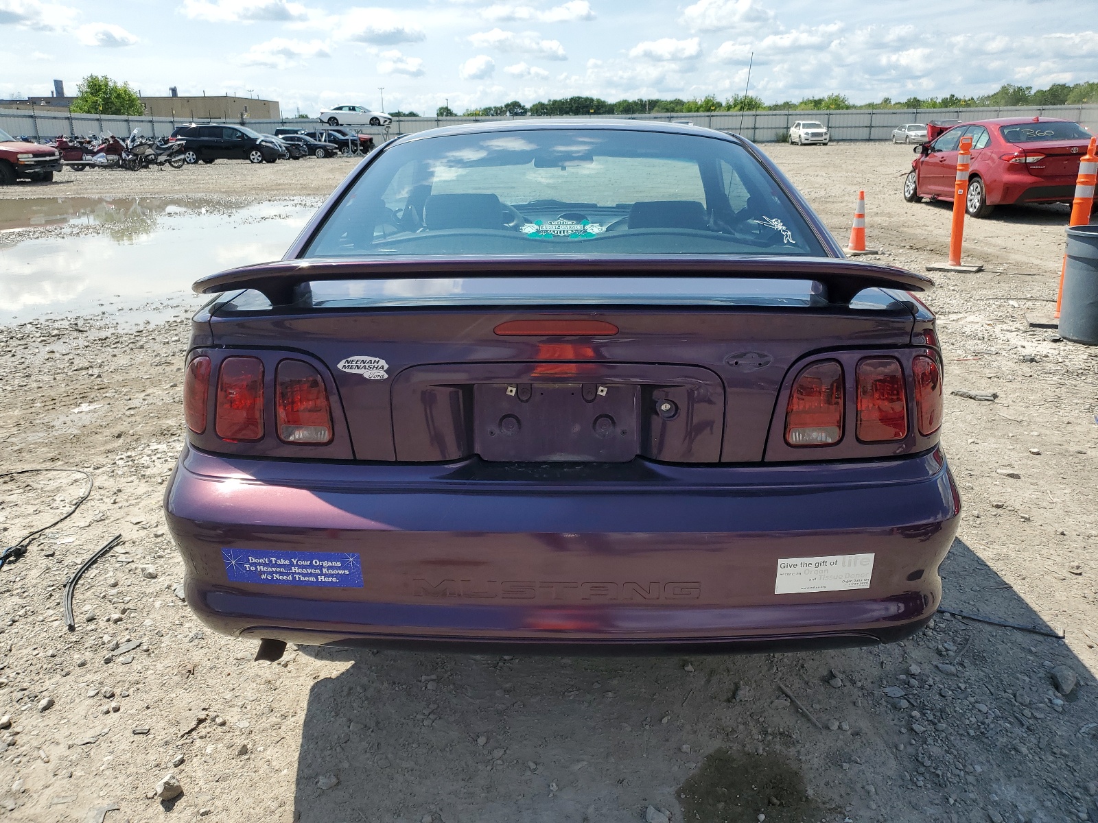 1FALP404XVF150369 1997 Ford Mustang