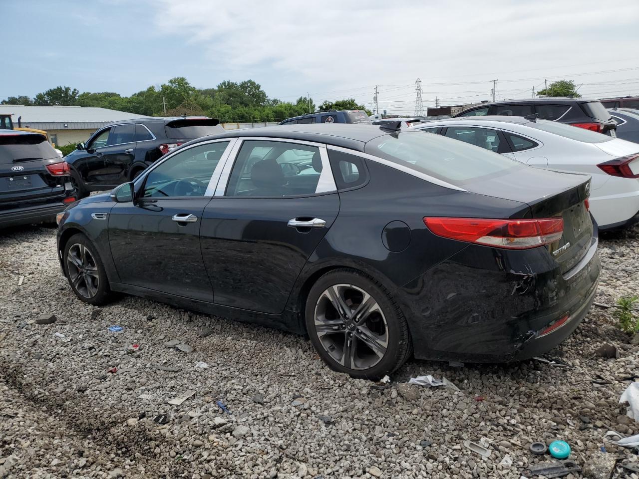 KNAGT4L38G5116706 2016 KIA OPTIMA - Image 2