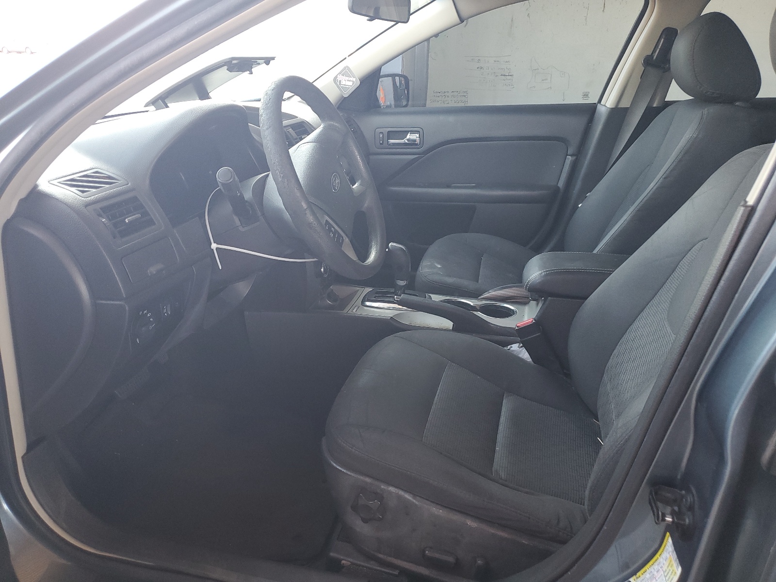 3FAHP0HA9CR108994 2012 Ford Fusion Se