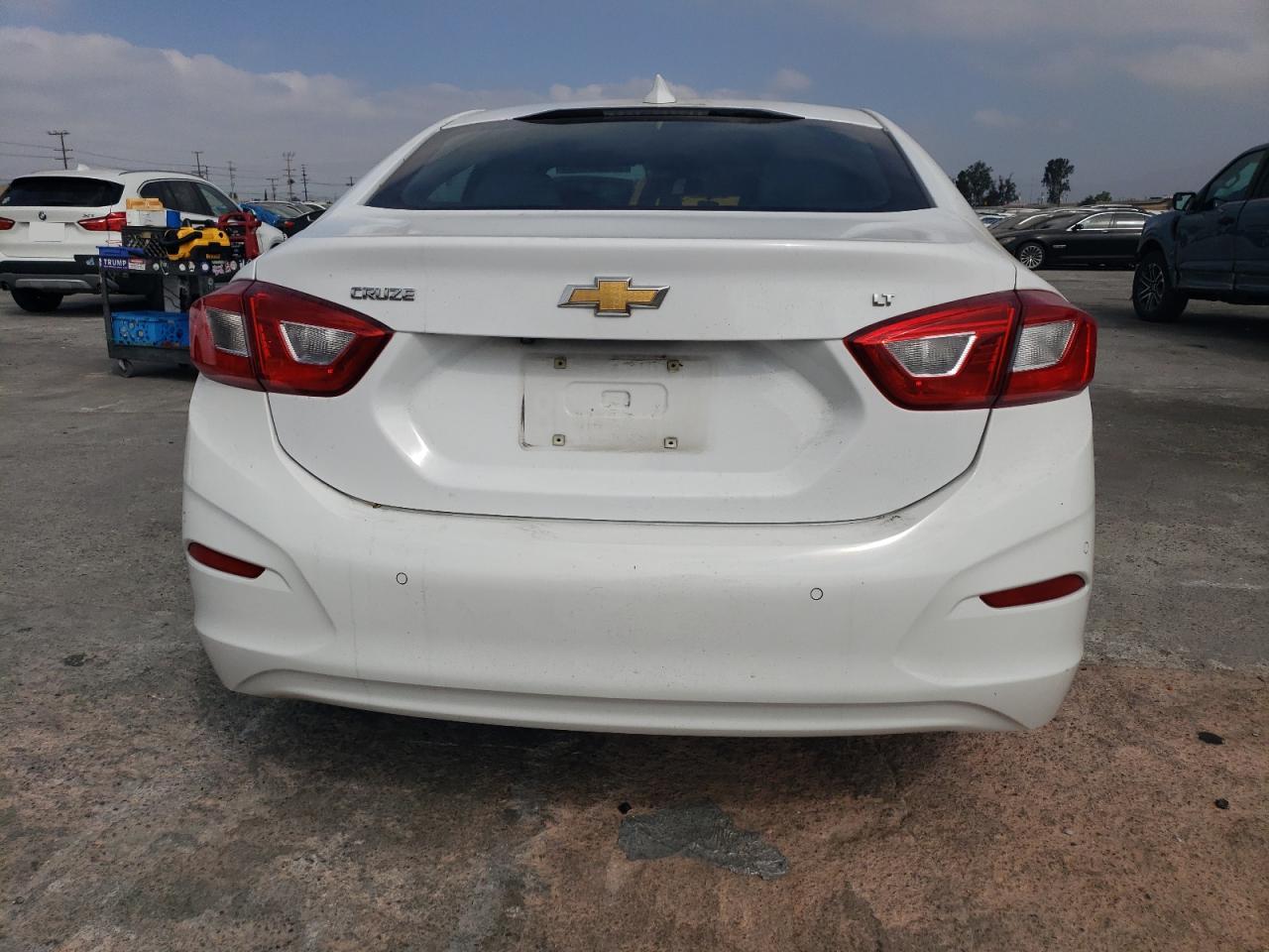 2019 Chevrolet Cruze Lt VIN: 1G1BE5SM5K7129328 Lot: 68260674