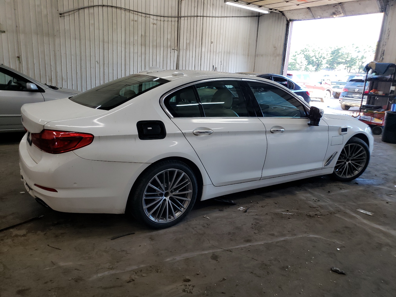 2017 BMW 540 Xi vin: WBAJE7C36HG889634