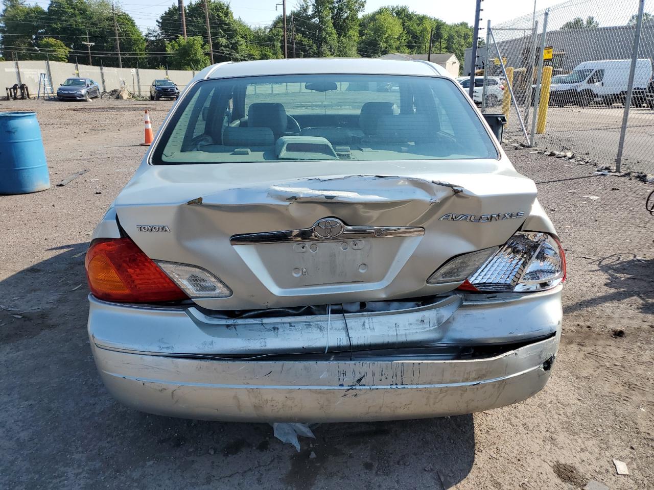 2002 Toyota Avalon Xl VIN: 4T1BF28B02U205253 Lot: 65648284