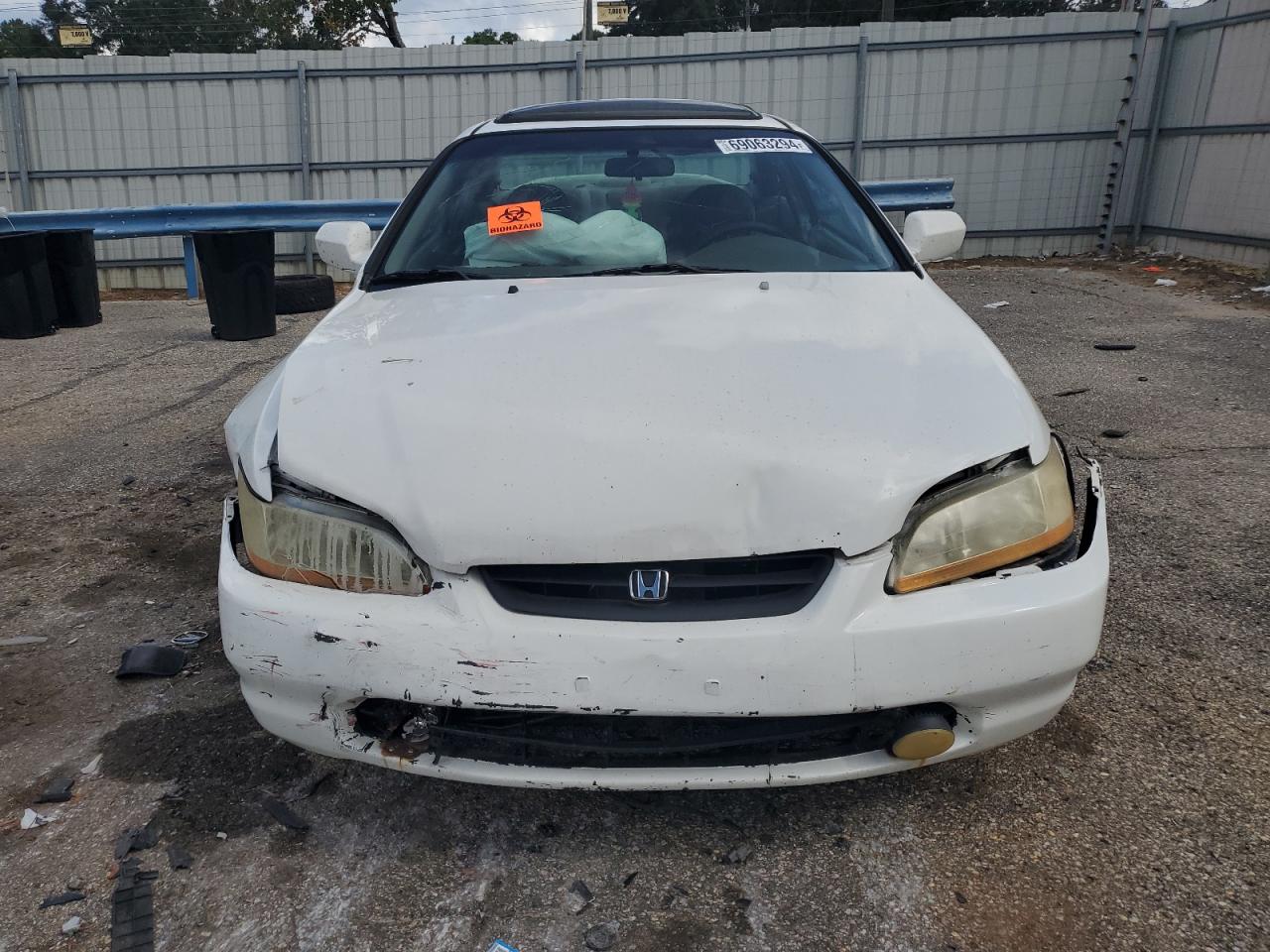 1999 Honda Accord Ex VIN: 1HGCG2257XA005263 Lot: 69063294