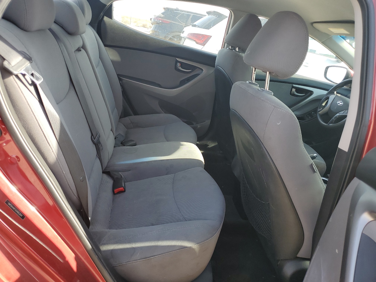 5NPDH4AE5GH663041 2016 Hyundai Elantra Se