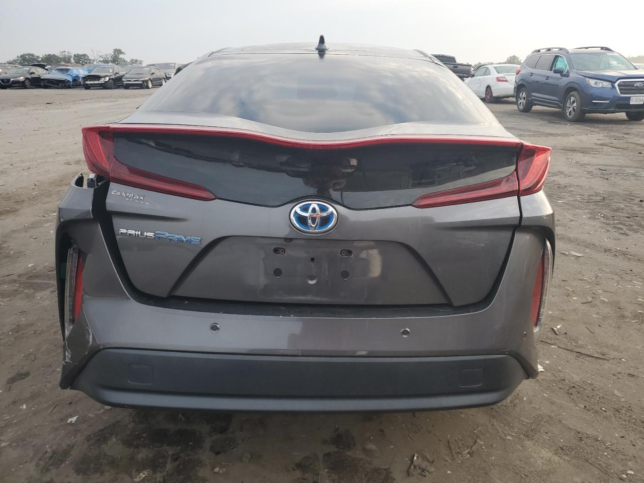 JTDKARFP7H3004846 2017 Toyota Prius Prime