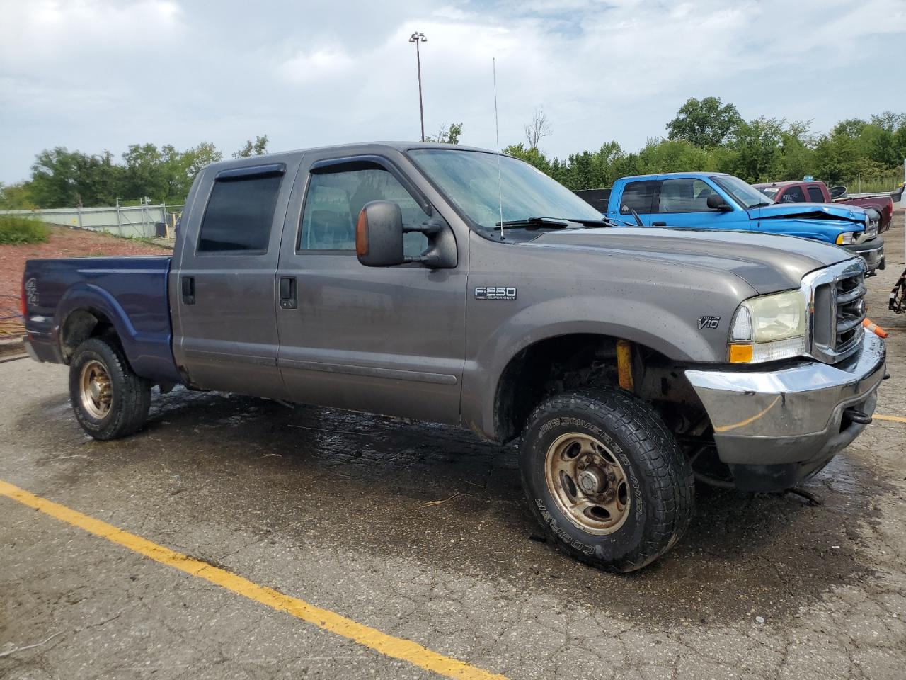 2004 Ford F250 - Image 4
