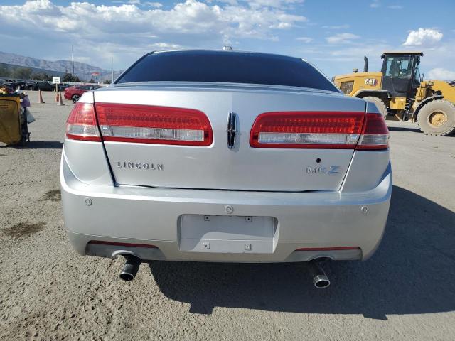  LINCOLN MKZ 2012 Сріблястий