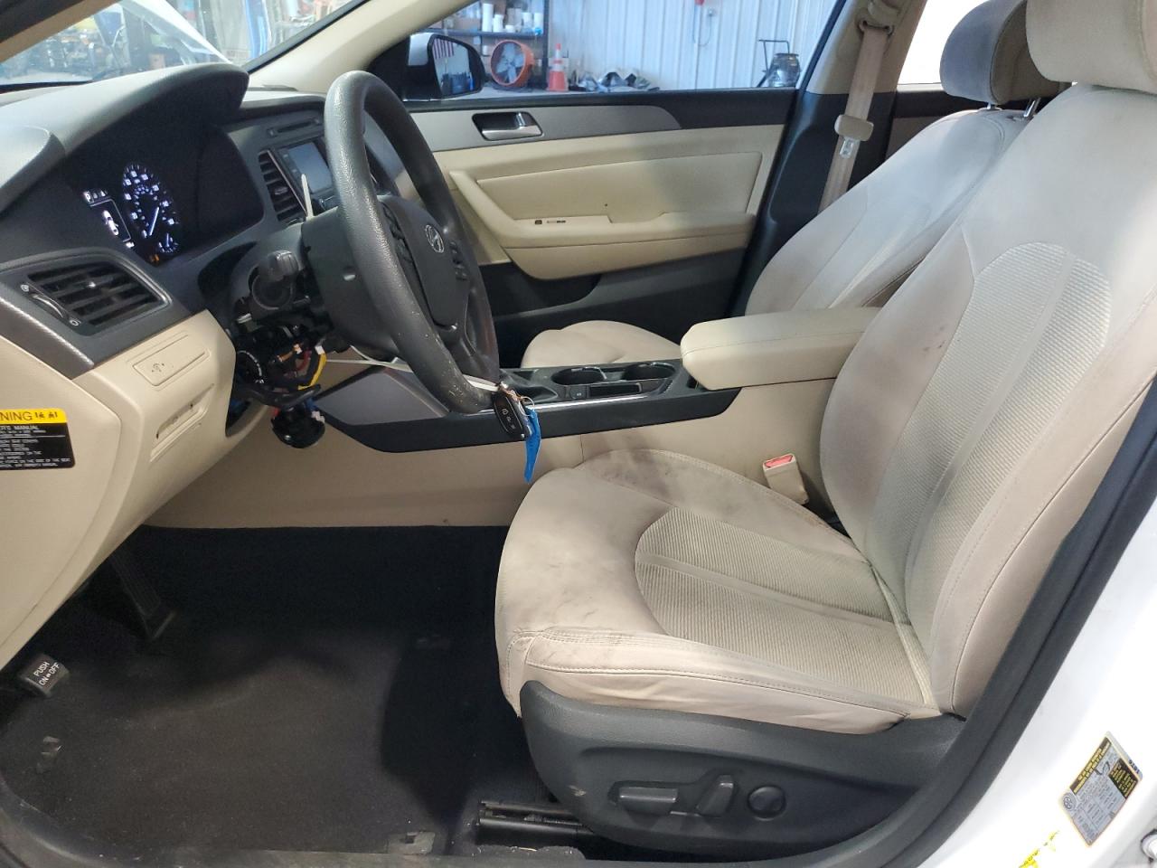 2015 Hyundai Sonata - Image 7