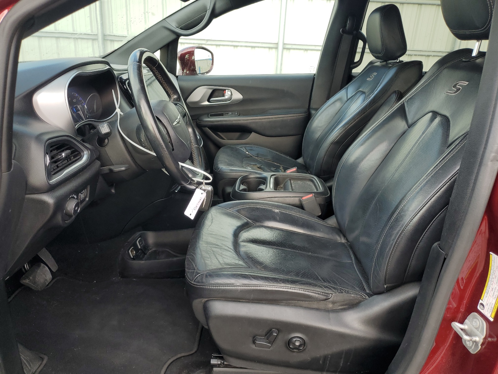 2C4RC1BG9JR174722 2018 Chrysler Pacifica Touring L