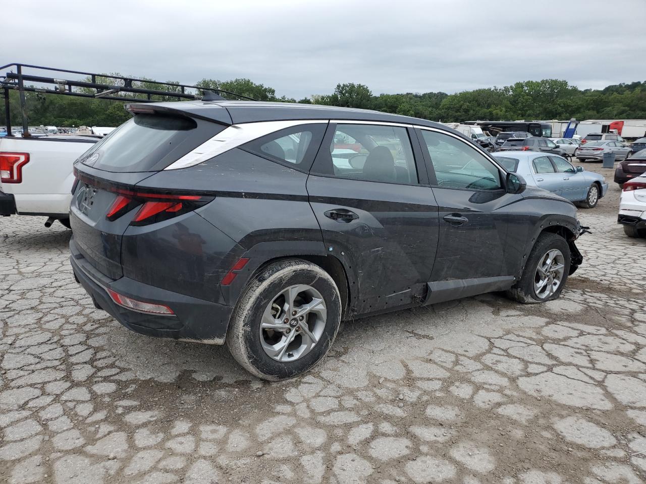 2023 Hyundai Tucson - Image 3