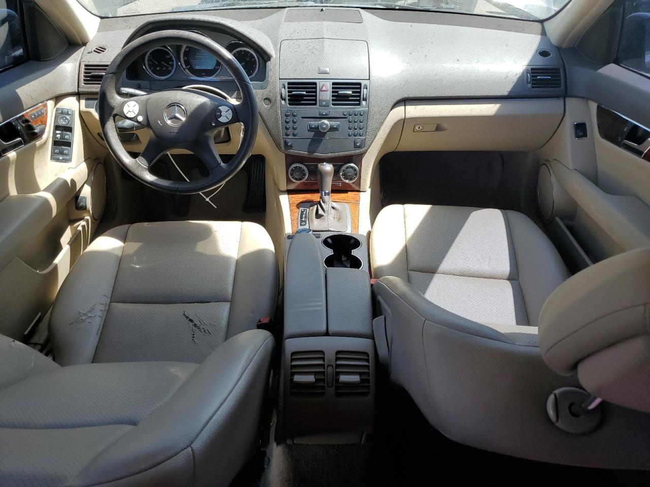 2010 Mercedes-Benz C 300 VIN: WDDGF5EB6AR120621 Lot: 67693094