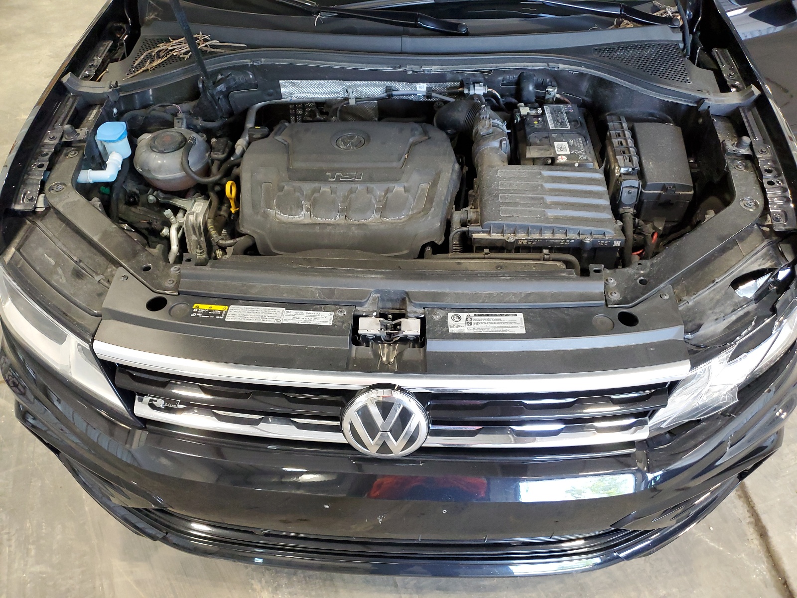 3VV2B7AXXKM103614 2019 Volkswagen Tiguan Se