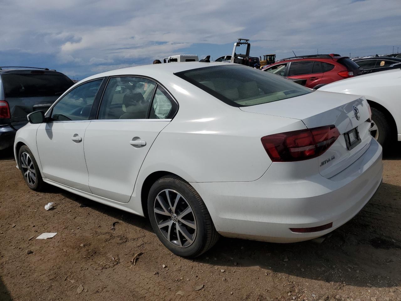 3VWDB7AJ5HM303289 2017 VOLKSWAGEN JETTA - Image 2