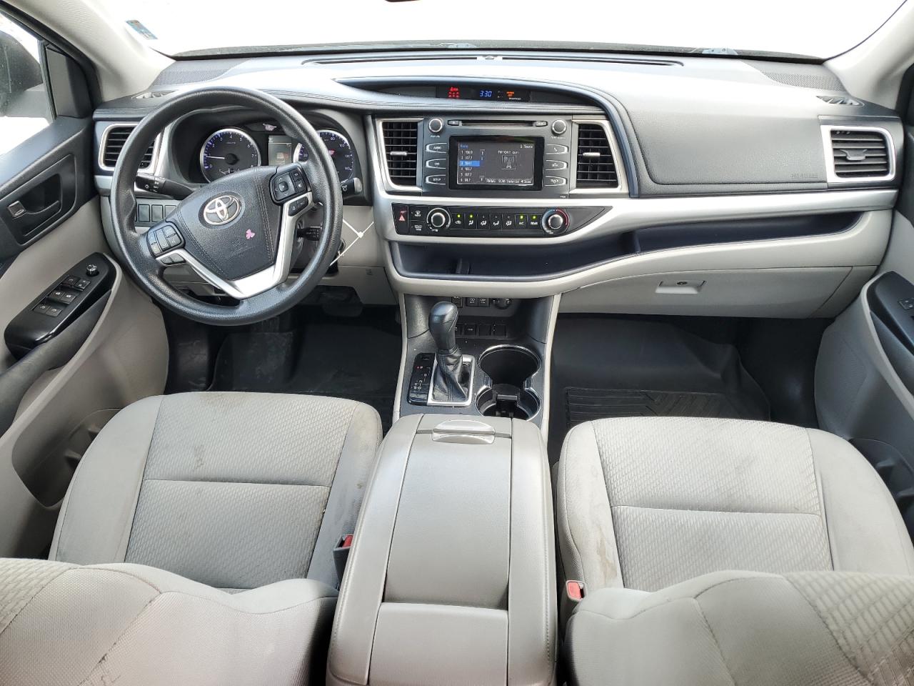 2018 Toyota Highlander Le VIN: 5TDZARFHXJS035584 Lot: 66956244