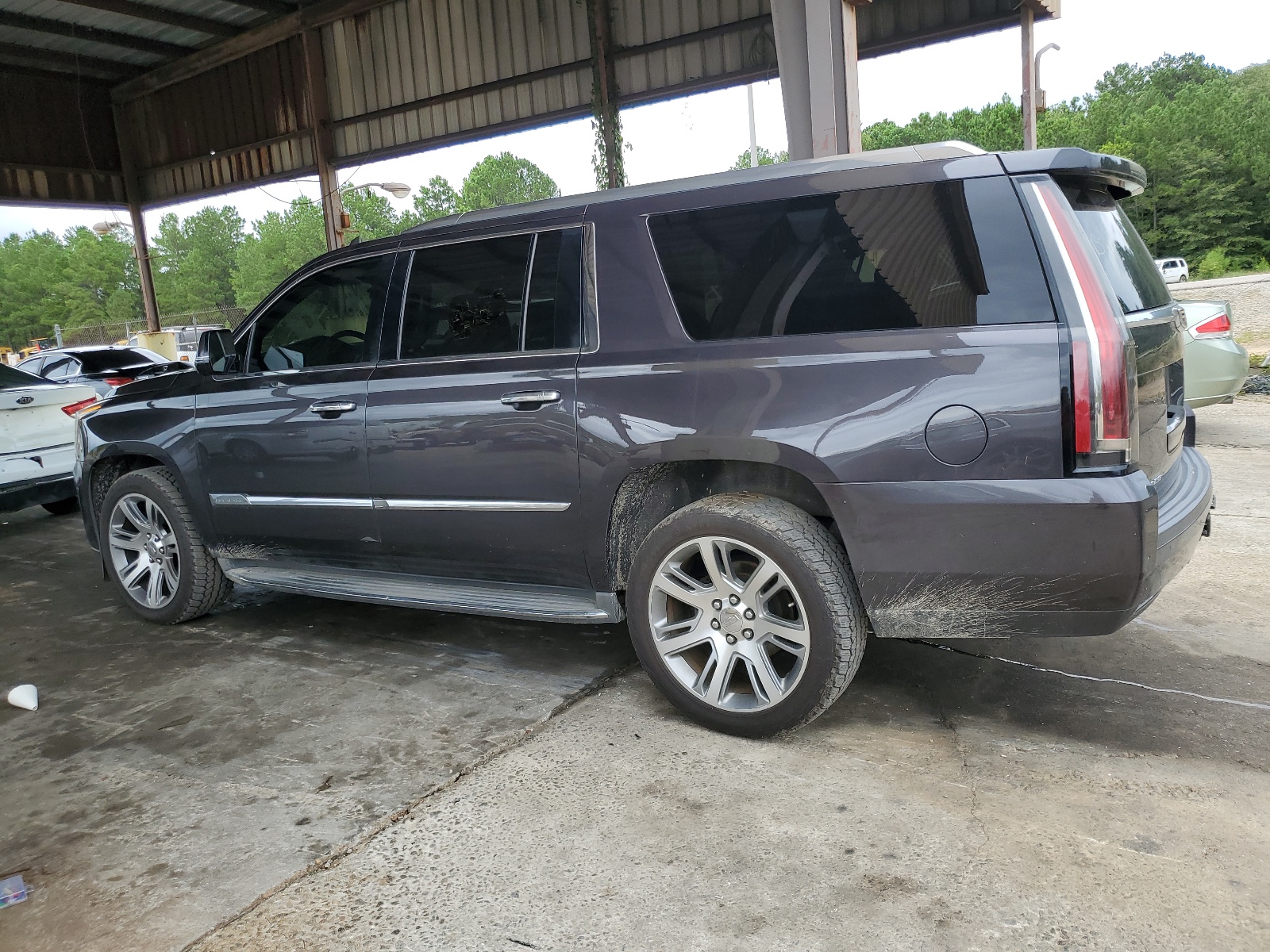 2015 Cadillac Escalade Esv Luxury vin: 1GYS4SKJ2FR556839