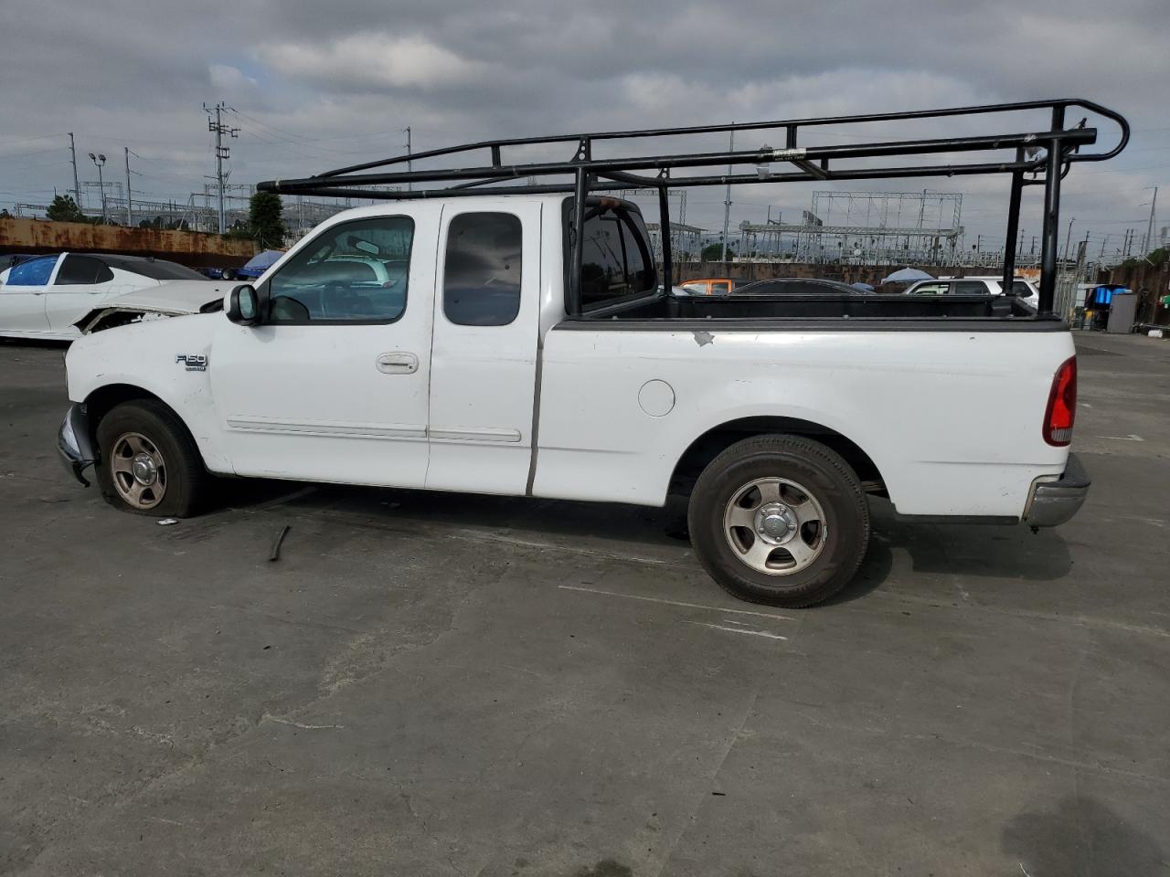 2002 Ford F-150 - Image 2