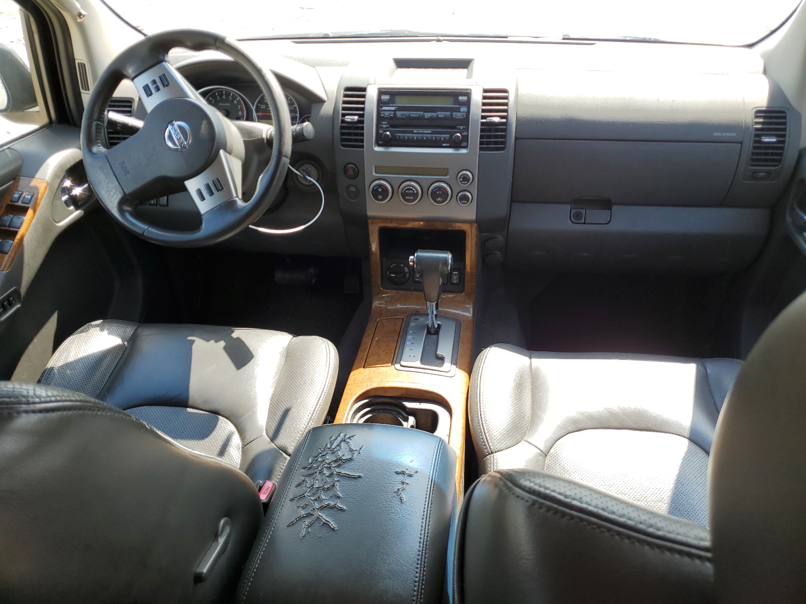 5N1AR18W96C666740 2006 Nissan Pathfinder Le