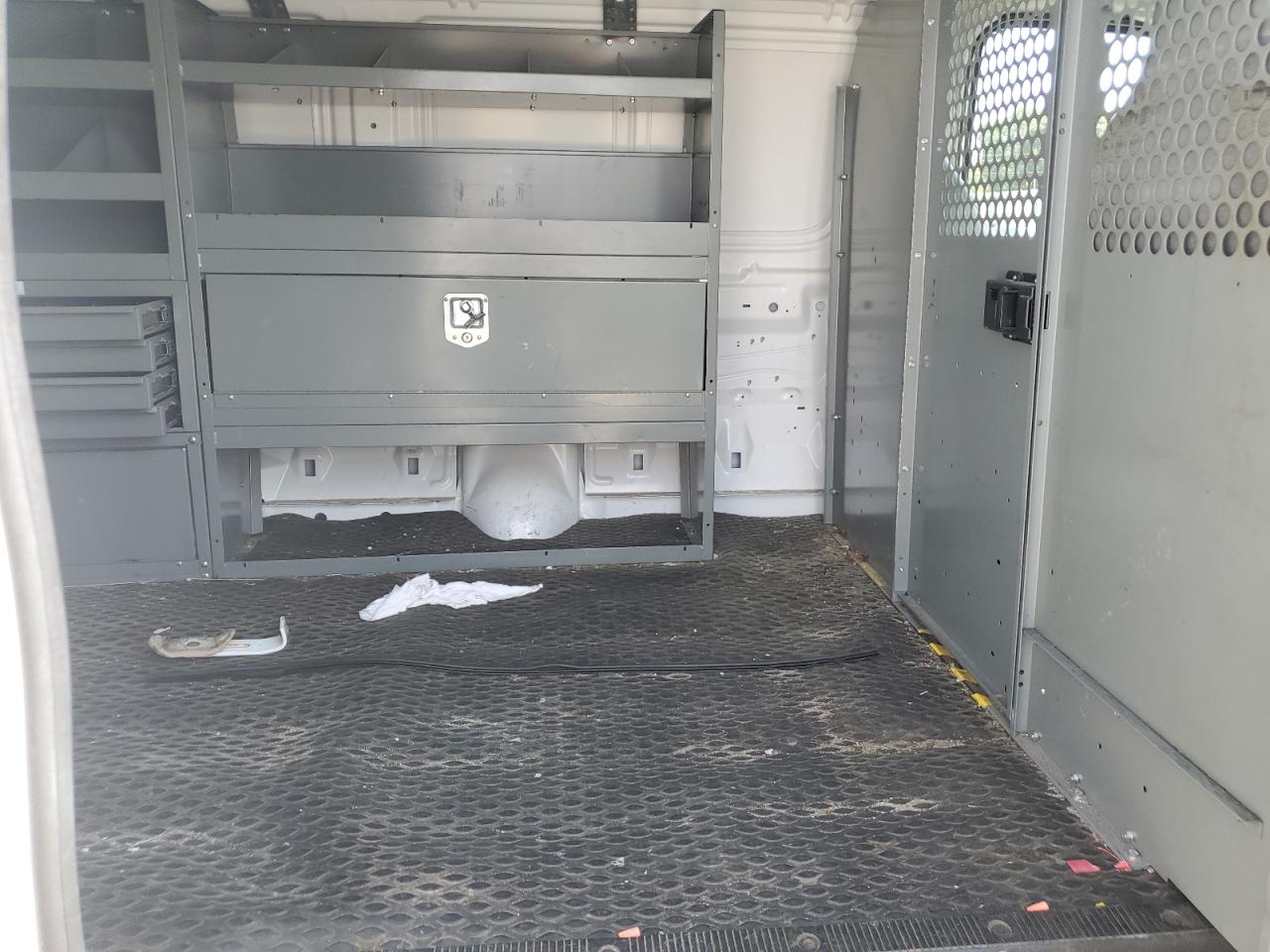 2009 Ford Econoline E350 Super Duty Van VIN: 1FTSS34PX9DA28728 Lot: 68966324