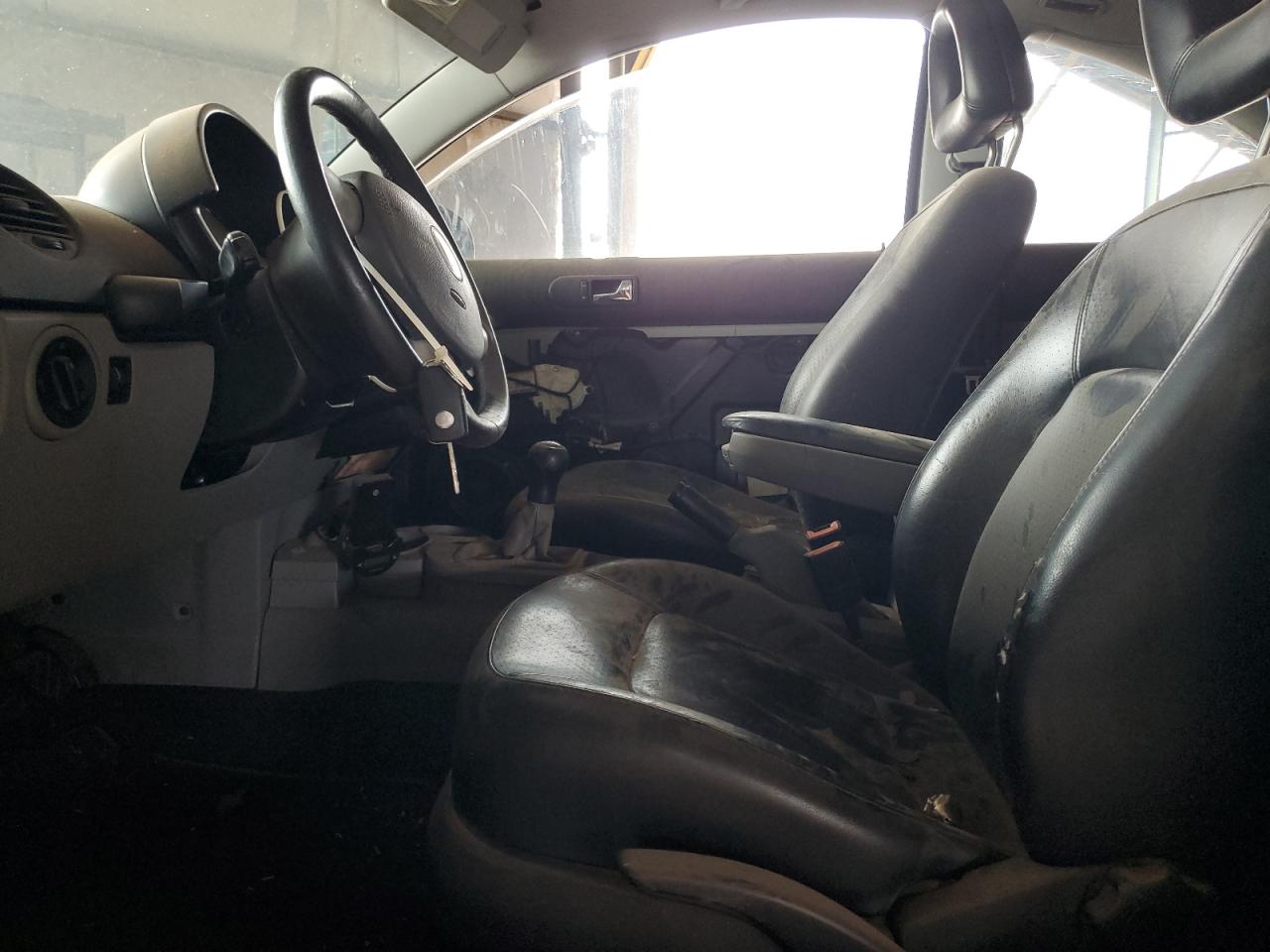 2002 Volkswagen New Beetle Glx VIN: 3VWDD21C42M401557 Lot: 83698644