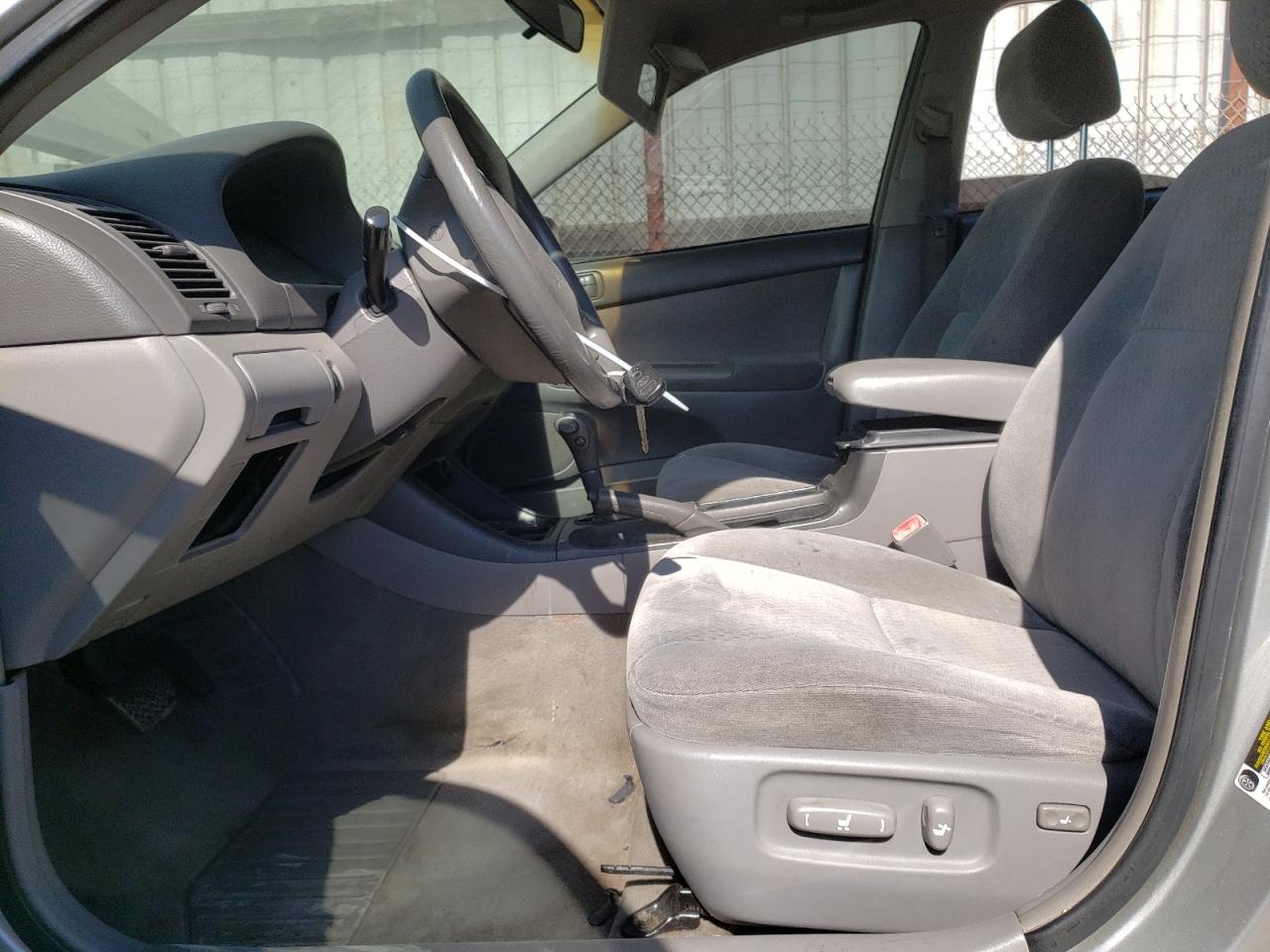 2004 Toyota Camry Le VIN: 4T1BE32K24U857862 Lot: 66040544