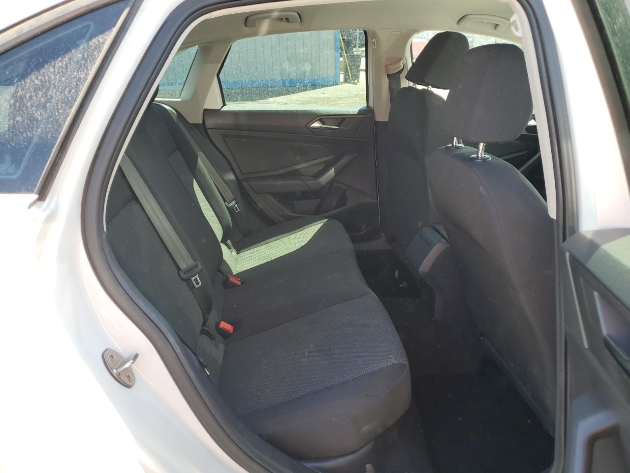 2019 Volkswagen Jetta - Image 10