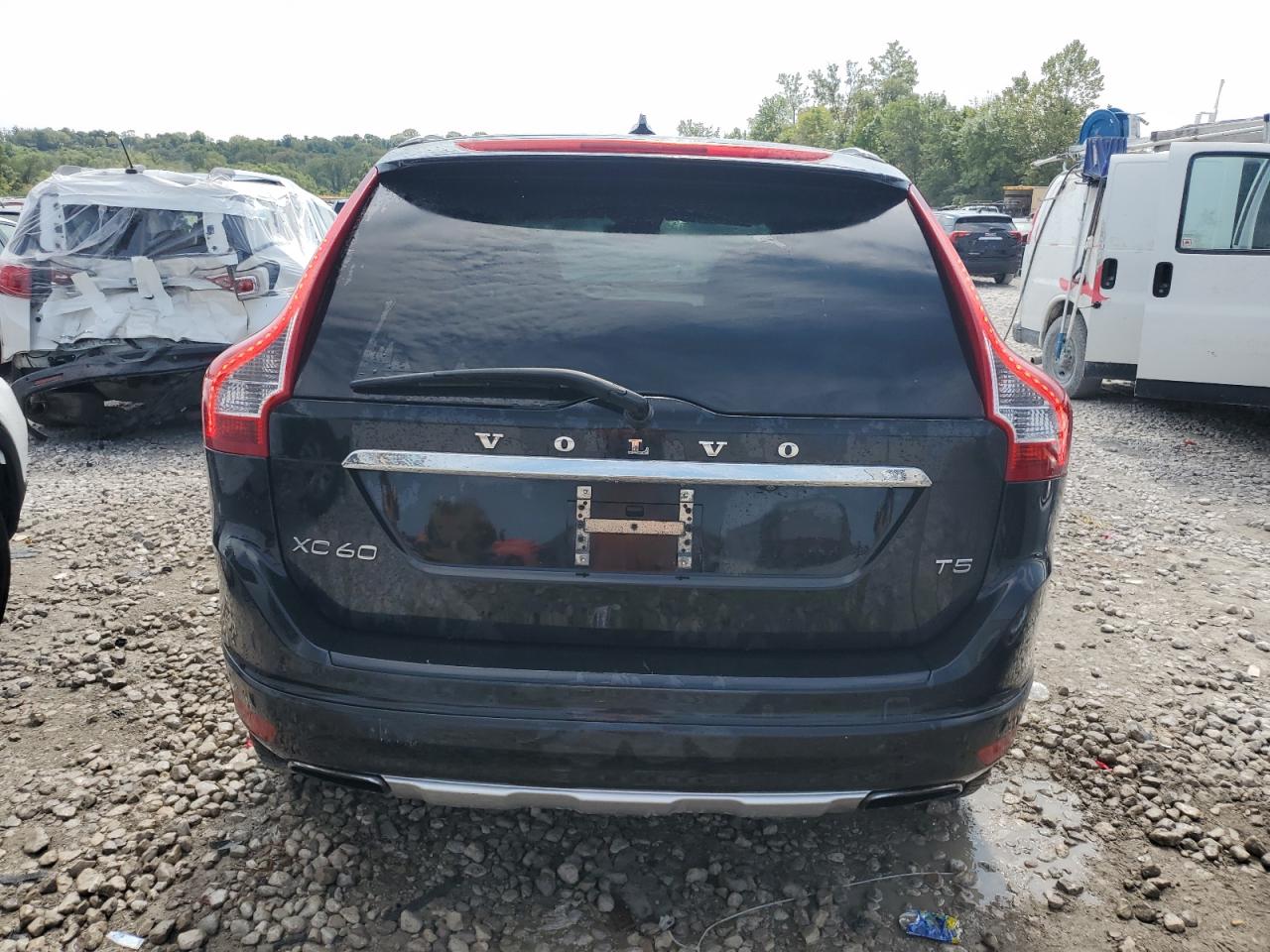 2015 Volvo Xc60 T5 Premier VIN: YV426MDB2F2591145 Lot: 68843814