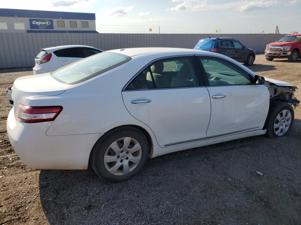 2010 Toyota Camry - Image 3