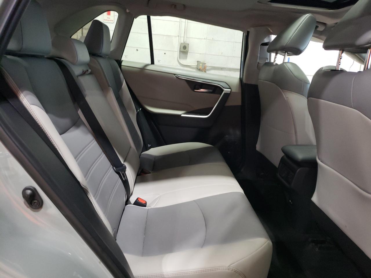 2021 Toyota Rav4 Xle Premium VIN: 2T3A1RFV0MW191266 Lot: 67002714