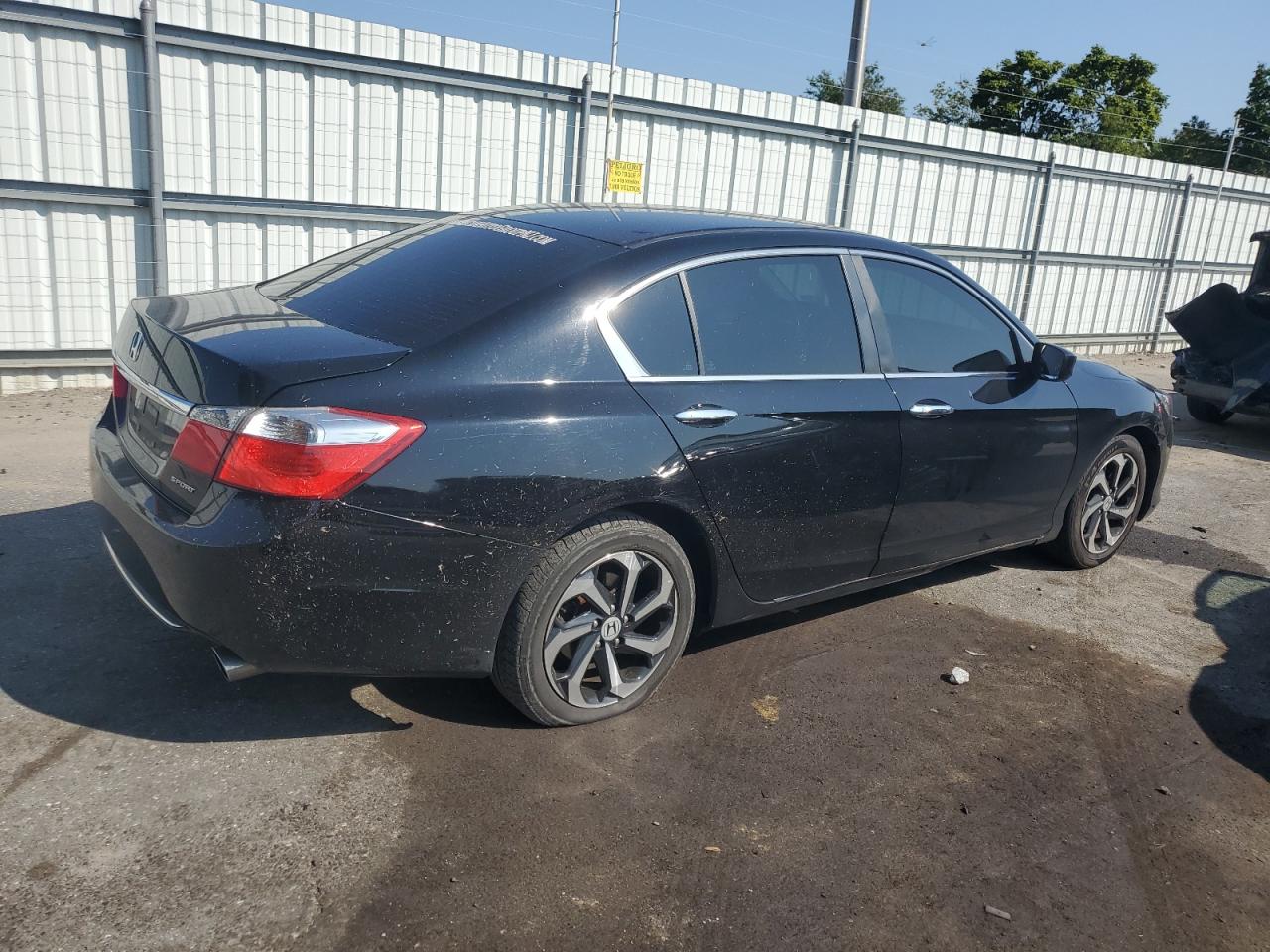 2015 Honda Accord - Image 3