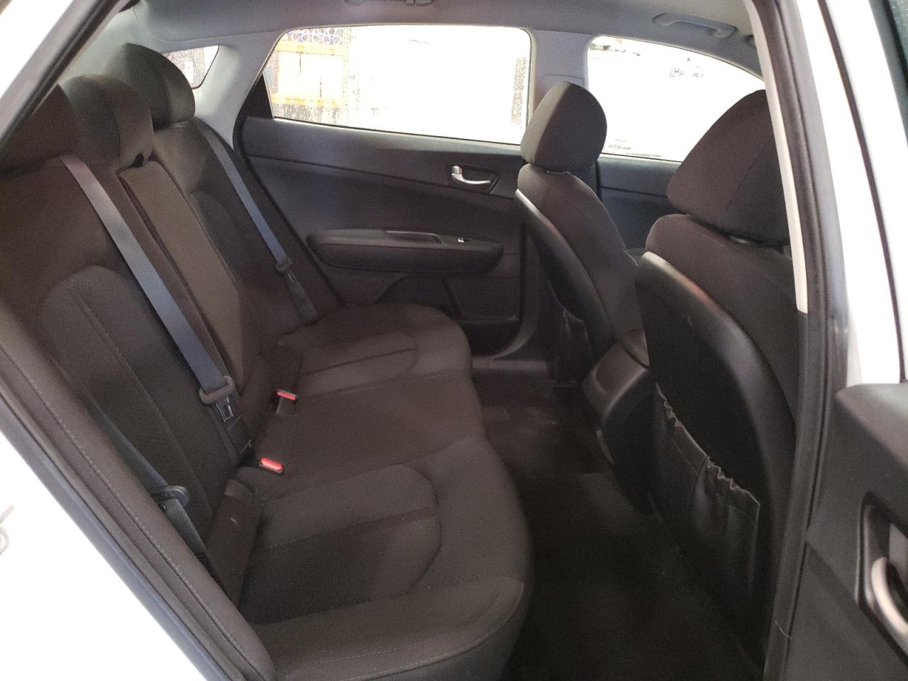 2017 Kia Optima Lx VIN: 5XXGT4L31HG162295 Lot: 65812084