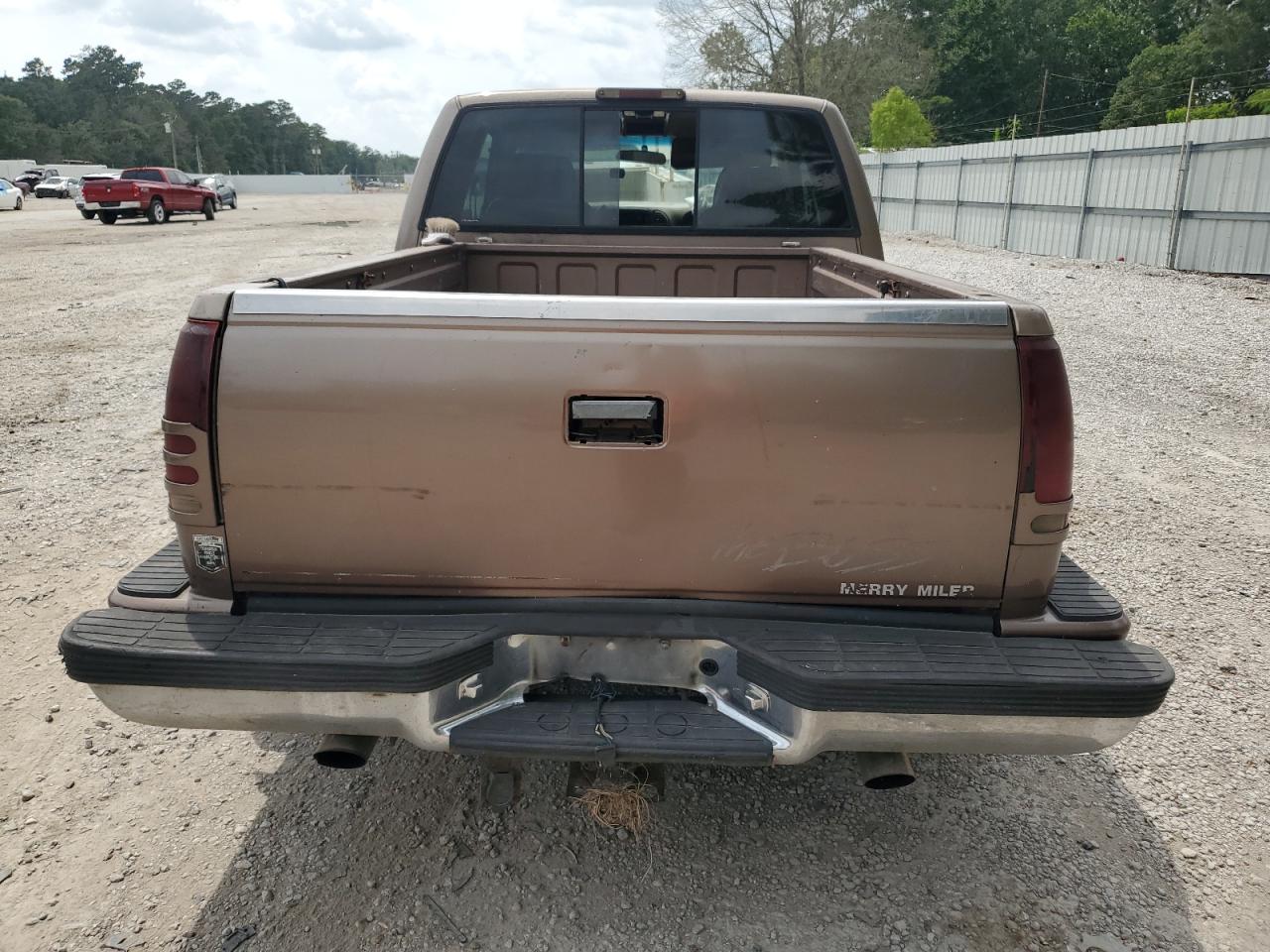 1997 Chevrolet Gmt-400 C1500 VIN: 2GBEC19R0V1127934 Lot: 64665594