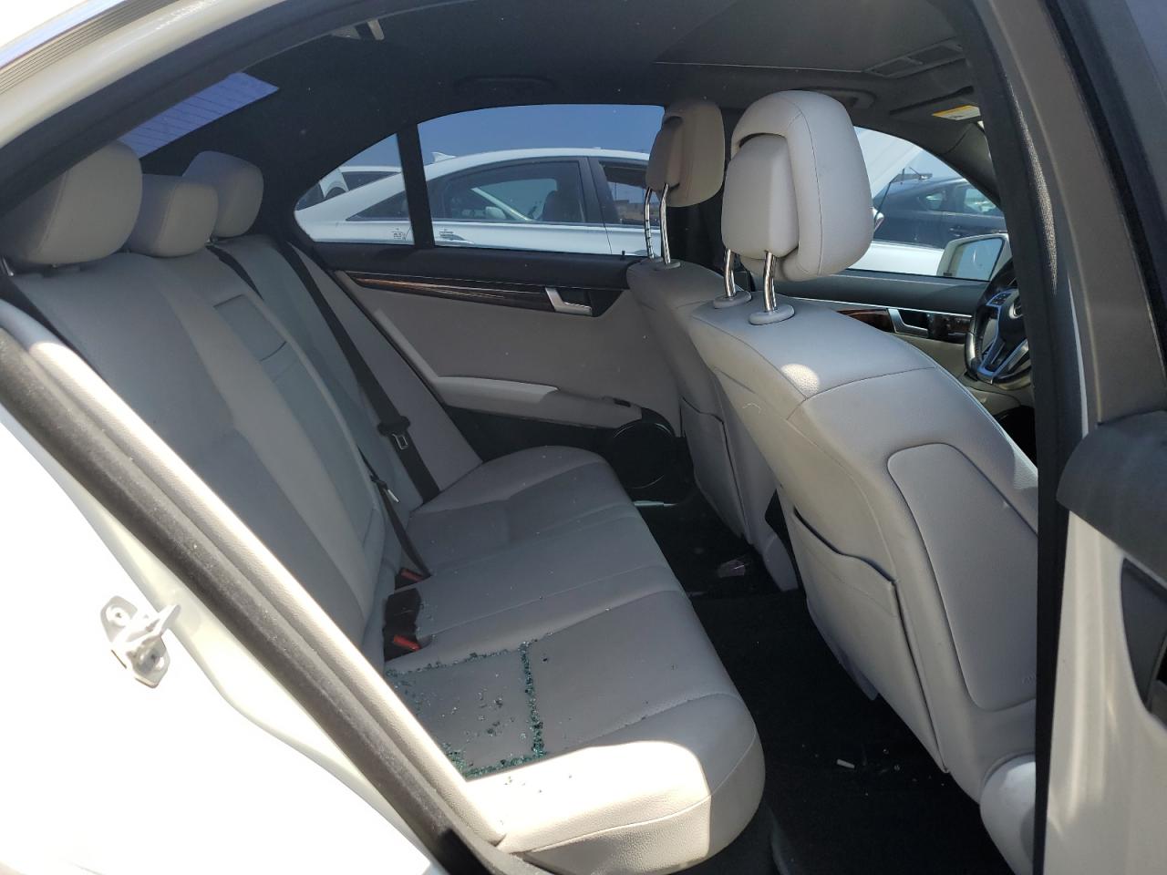2012 Mercedes-Benz C 250 VIN: WDDGF4HB2CR208977 Lot: 57502965
