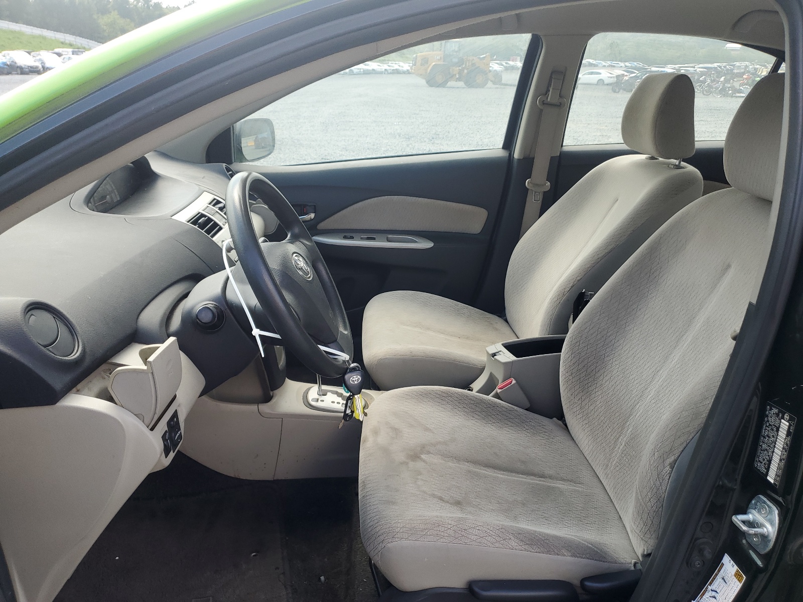 JTDBT923781283045 2008 Toyota Yaris