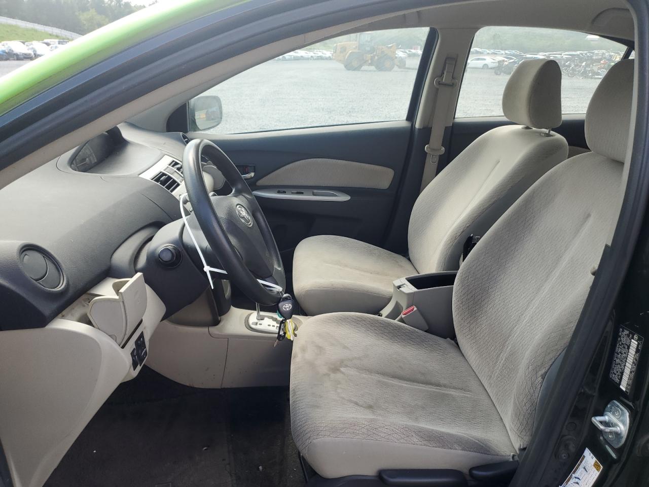 2008 Toyota Yaris VIN: JTDBT923781283045 Lot: 66768934