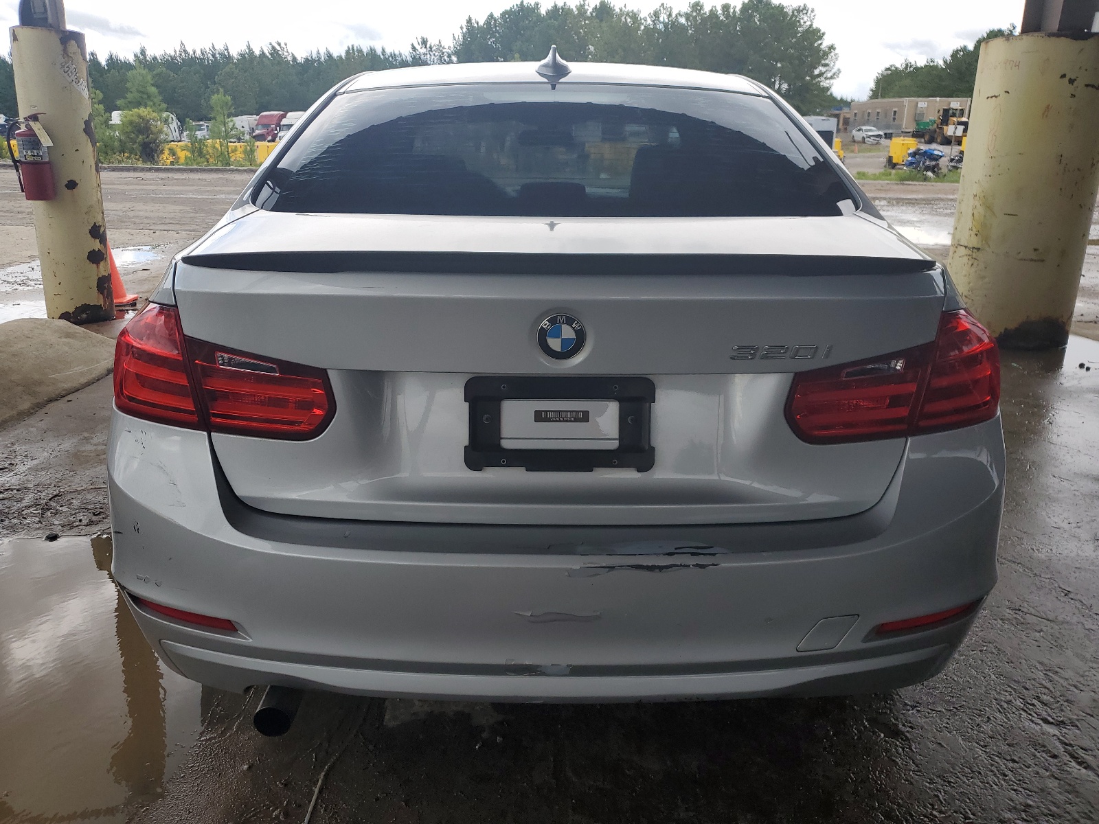 2014 BMW 320 I vin: WBA3B1C51EPE14522