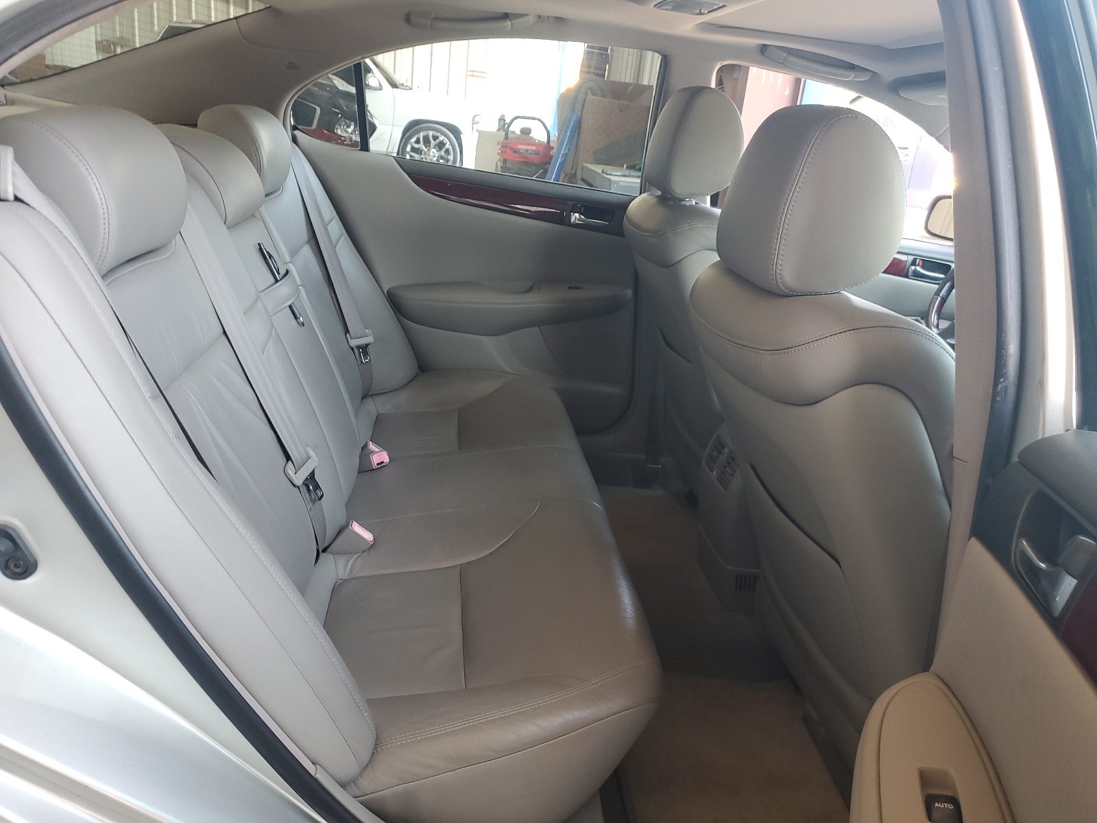 JTHBA30G440012550 2004 Lexus Es 330