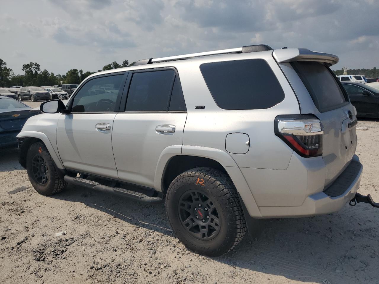 2024 Toyota 4Runner Sr5 VIN: JTEFU5JR1R5308864 Lot: 68955454